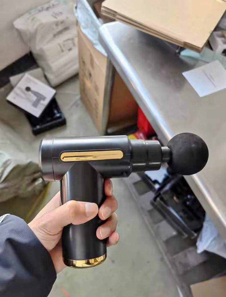Pistolet de massage (massage gun)