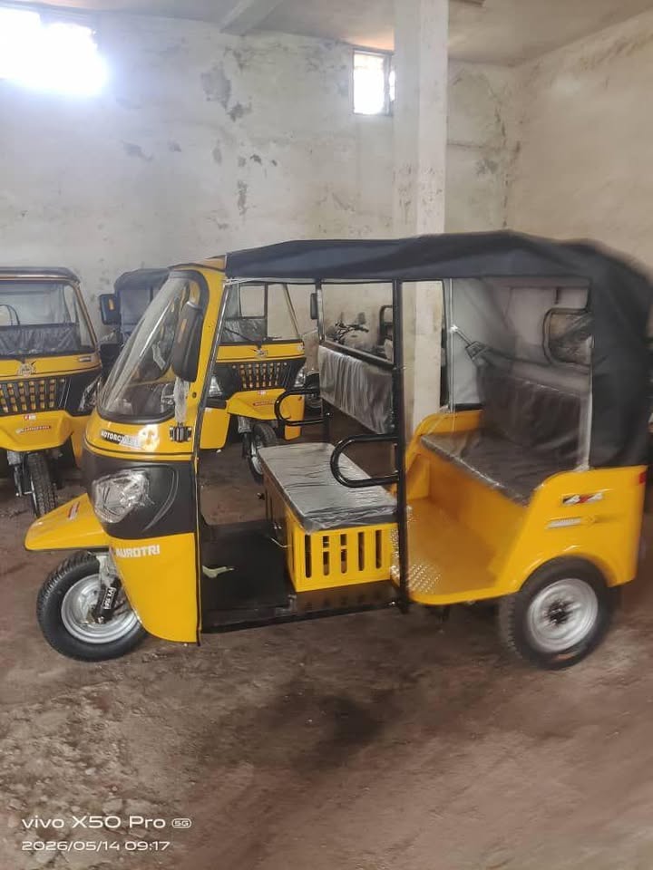 katakatani  tricycle sinotruck