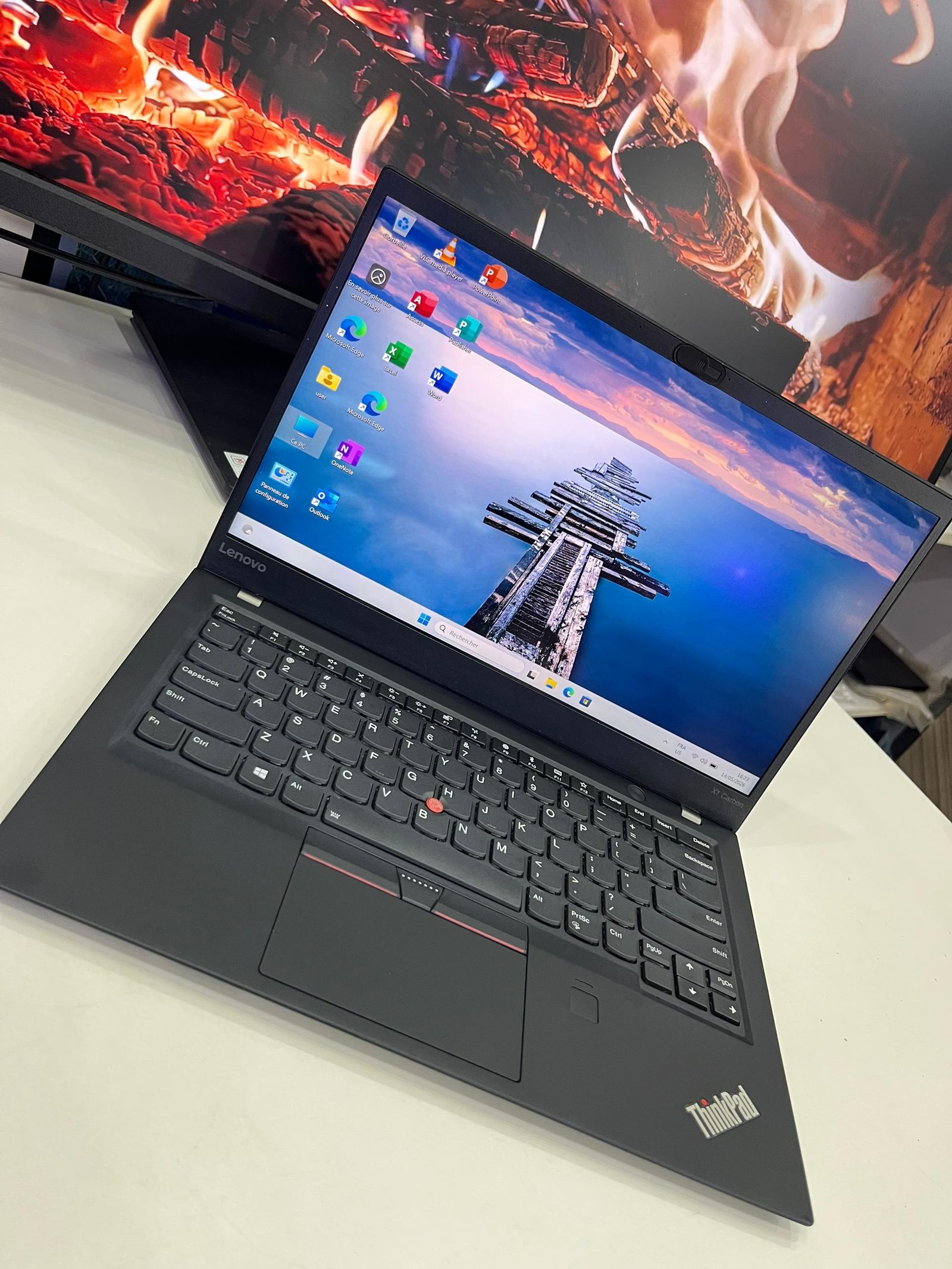 Lenovo X1 Carbon