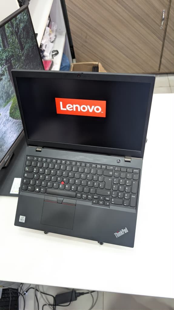 Lenovo ThinkPad L15 – Core i3