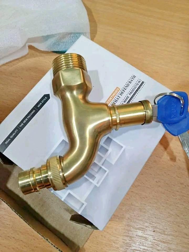 🔐 Tête de robinet avec serrure à clé