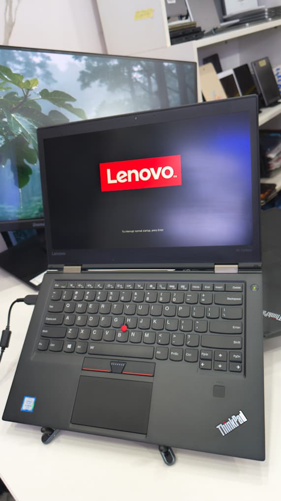 Lenovo ThinkPad X1 Carbon