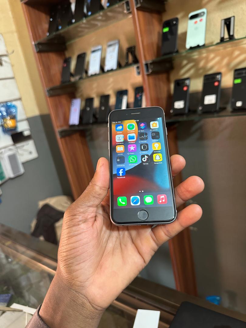 iPhone 6s🍏